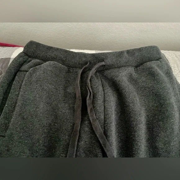 Puma Gray & Charcoal Sweatpants Set, like new. - Picture 5 of 16